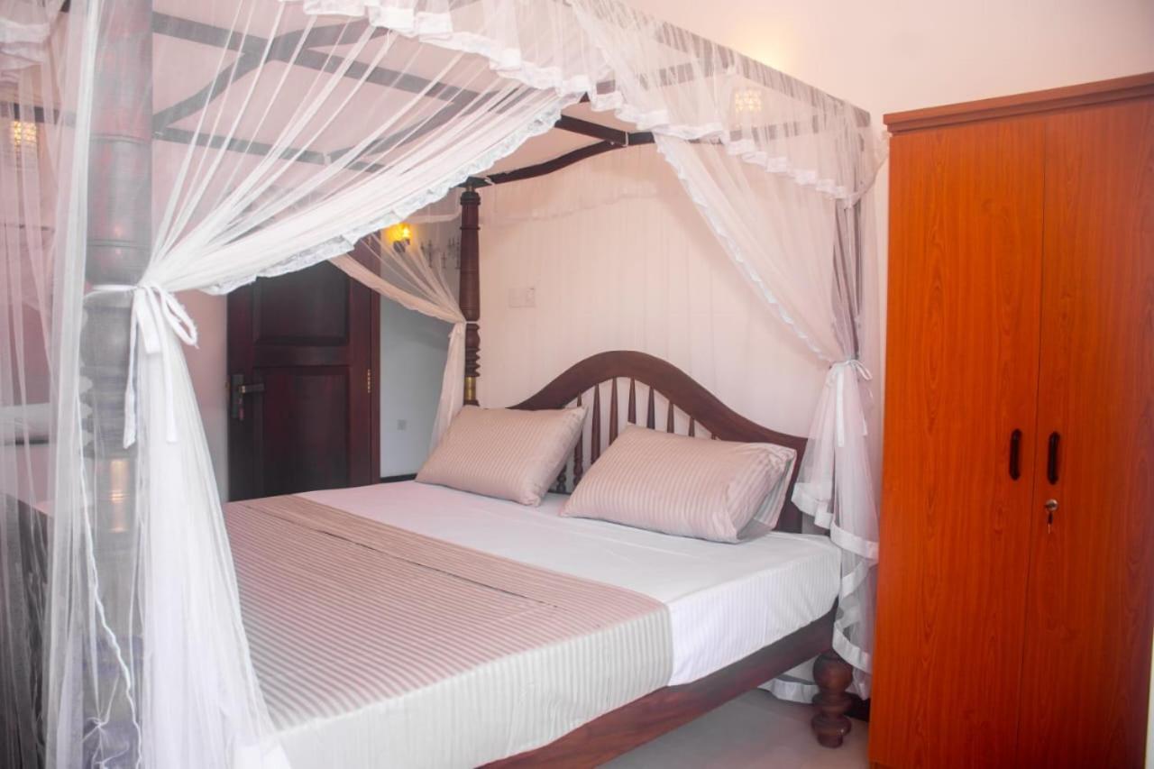 Winsi Villa Unawatuna Exterior photo